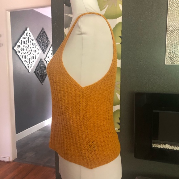 Moon & Madison crochet tank top - Picture 5 of 7